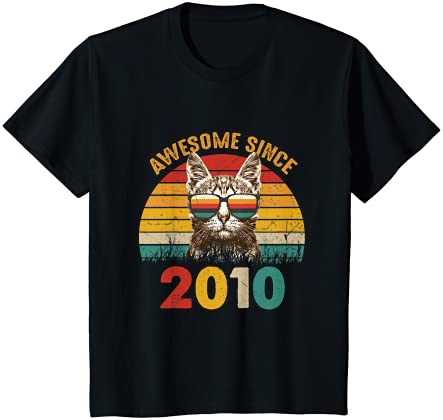 キッズ 13th Birthday Vintage Cat Gift 13 Years Awesome Since 2010 Tシャツ